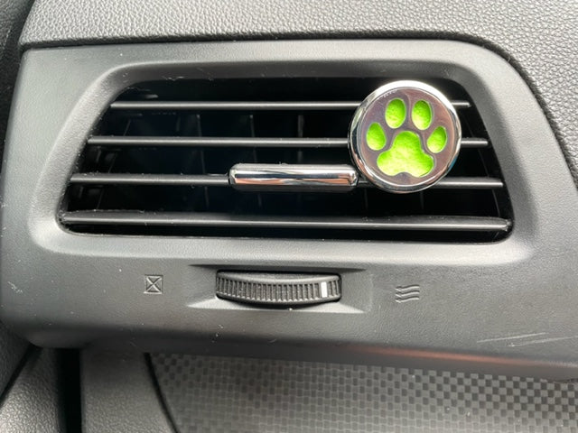 Car Diffuser with 1 tiny bottle of Calm and 1 tiny bottle of Energy and 10 pads
